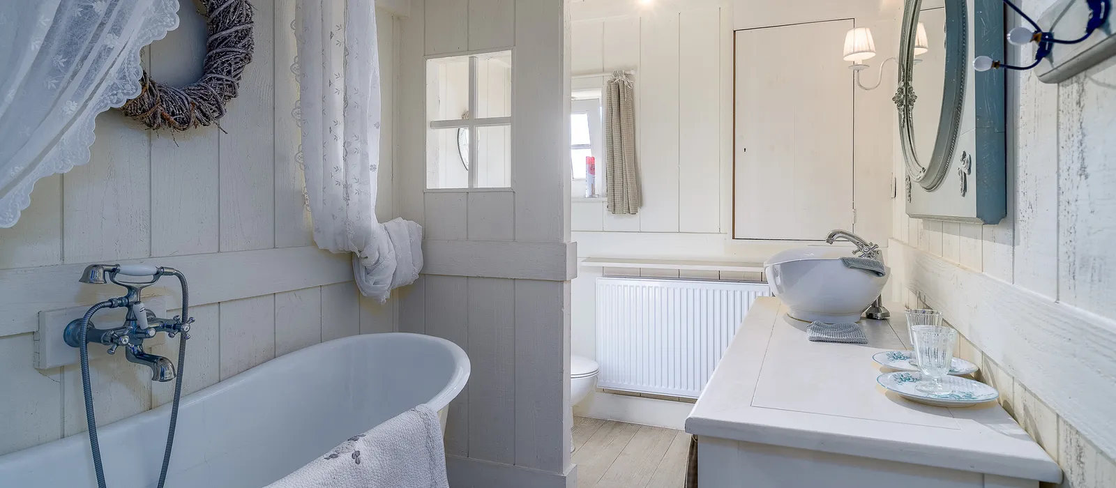 1773986228-Standaardkamer 5